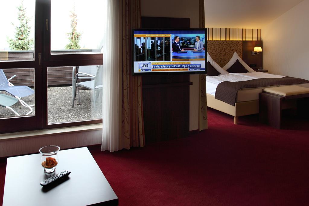Lobinger-Parkhotel Giengen an der Brenz Esterno foto